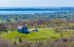 6 Clayton Lane, Rockland, ME 04841