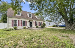 344 Lake Shore Drive, Brick, NJ 08723