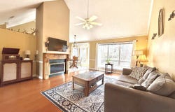 4600 SHADOW FIELD Ln, Bartlett, TN 38002
