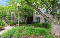 193 SOUTHWARK COURT, HOLLAND, PA 18966
