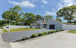28 Vandermint Lane, Hyannis, MA 02601