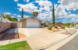 2638 W Ave J-8, Lancaster, CA 93536
