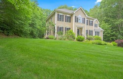 109 Mcgilpin Road, Sturbridge, MA 01566