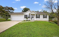 40 Valley Farms Drive, Winfield, MO 63389