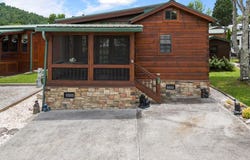 106 River Vista Drive, Dillard, GA 30537