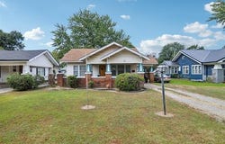 512 S Woodlawn Avenue, Okmulgee, OK 74447