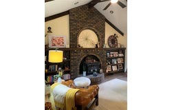 308 NW Shamrock Avenue, Lee's Summit, MO 64081