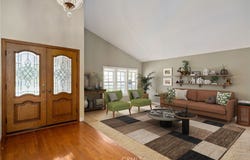 3832 Holden Circle, Los Alamitos, CA 90720