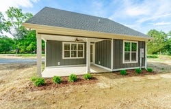 581 W Reed Road, LaFayette, GA 30728