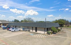 611 S Clay Street, Ennis, TX 75119