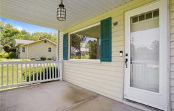82 W Steels Corners Road, Cuyahoga Falls, OH 44223