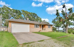 12579 Crestview Drive, Warsaw, MO 65355