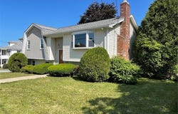 154 Aylsworth Avenue, Woonsocket, RI 02895