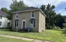 605 E West Street, Sturgis, MI 49091