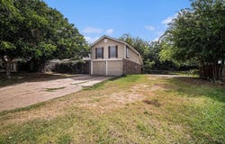 7912 Prairie Drive, Watauga, TX 76148