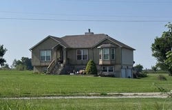 9365 SE Harris Rd, Cameron, MO 64429