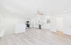 16201 Haidyn Road, Saint Robert, MO 65584