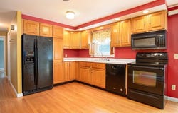 60 Saffron Circle, Springfield, MA 01129