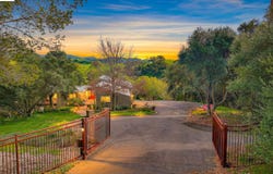 10700 Foothill Rd, Sunol, CA 94586