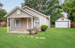 703 N Rodeo St, Gladewater, TX 75647