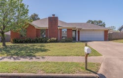 2205 Meadow  LN, Barling, AR 72923