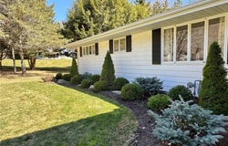 4 Ravine Park N, Oneonta, NY 13820