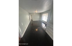1054 Matthews Avenue, Jackson, MS 39209