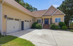 129 Deepwater Drive, Stella, NC 28582