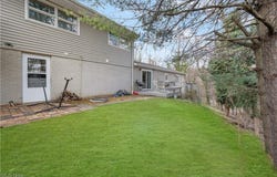 70 Iroquois Trail, Malvern, OH 44644