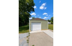 412 4th Avenue, Three Rivers, MI 49093