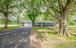 601 S A Street, Vernon, IL 62892