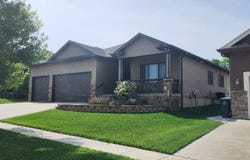 1421 W Lander Drive, Lincoln, NE 68521