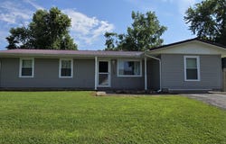 212 Leland Ave, Marion, KY 42064