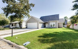 1209 Avenue K, Hondo, TX 78861