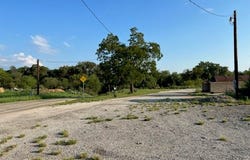 110 & 105 Bickenbach Ave, Mason, TX 76856