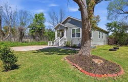 1110 5th Street, Orange, TX 77630