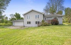 461 VAN HORN Street, BERLIN, WI 54923