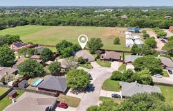 7610 Yorkmeadow Drive, Arlington, TX 76001