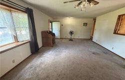 1258 24500 Road, Parsons, KS 67357
