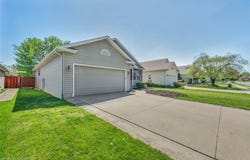 325 Longfellow Street, Elyria, OH 44035