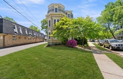 208 W Milton Ave, Rahway City, NJ 07065-3248