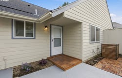 55 NE VILLAGE SQUIRE Ave, Gresham, OR 97030