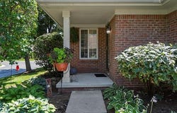 320 James Circle, Royal Oak, MI 48067