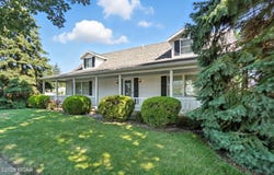 402 E Mechanic Street, Wapakoneta, OH 45895
