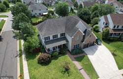 1 SUMMERHILL COURT, COLUMBUS, NJ 08022