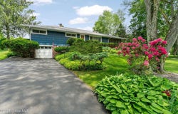 4 Greenwood Lane, Bethlehem, NY 12054