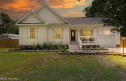 448 Edgewood Road, Southport, NC 28461