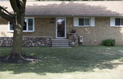 219 Ottawa Drive, Troy, MI 48085