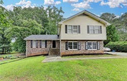 4444 Lisa Way NW, Lilburn, GA 30047