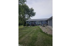 1025 Wabash Ave., Carthage, IL 62321
